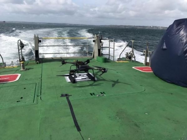 Королевский флот испытывает дроны для спасения упавших за борт моряков