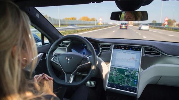 <br />
						Tesla запустила Full Self-Driving: автопилот по подписке за $199 в месяц<br />
					